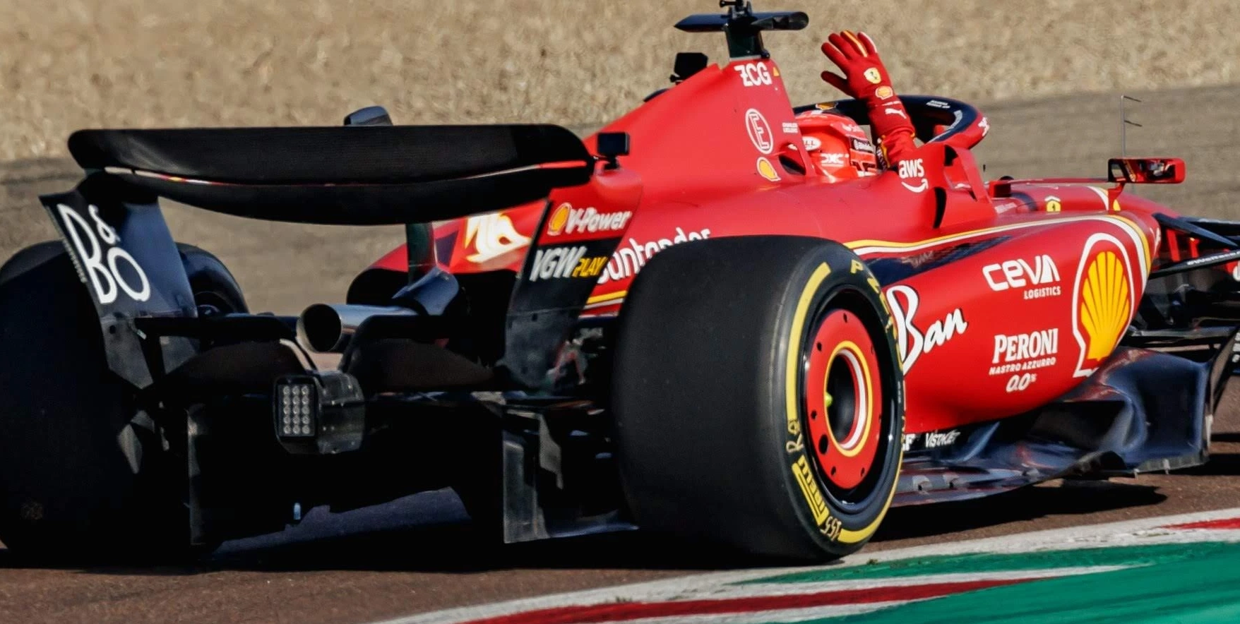 Ferrari SF-24 con layout di raffreddamento ridotto al filming day di Fiorano